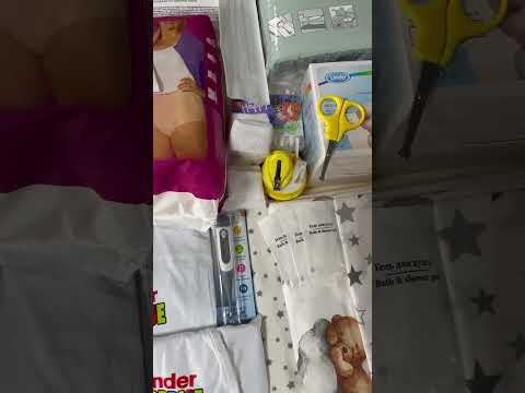 Набор в роддом для мамы и новорожденного Kinder Surprise в прозрачной сумке L + сумка M для малыша в подарок EkoMama - фото 1 - id-p2578255371