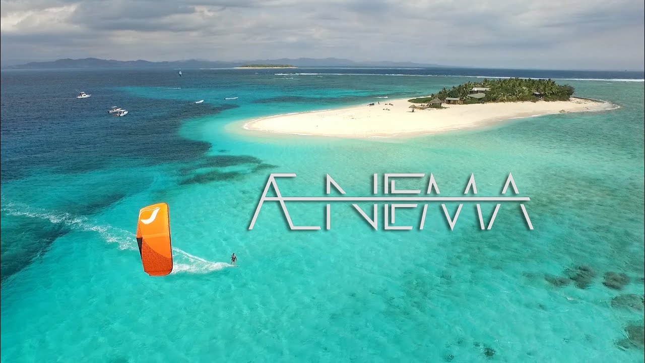 Aeneema Kitesurfing at Cloudbreak, Fiji