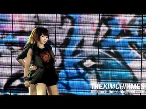 120311 HUH 4 Minute @ MBC Korean Music Wave in Bangkok