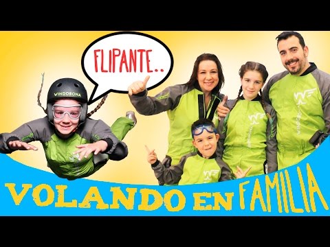 ¡FLIPANTE! VOLANDO EN FAMILIA EN EL TUNEL DEL VIENTO // Juegos y Juguetes en familia