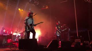 Brothers Osborne- A Couple Wrongs Makin It Alright