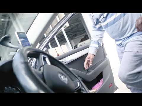 How much EXTRA for our guide dogs? Did this Portsmouth cab driver attempt to drive off?