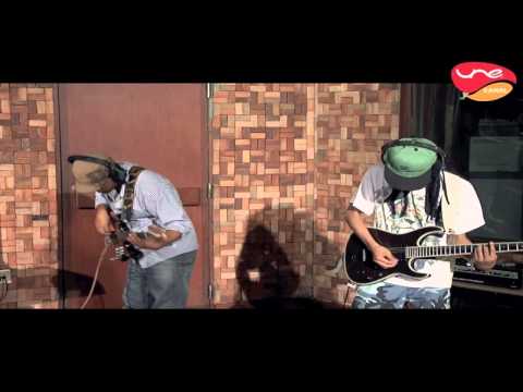 Ras Jahonnan & Natural Selection - Te Sigo Amando (HD Live @ Music Lab Sessions)