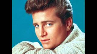 Johnny Burnette - Just Out Of Reach  (Stewart)