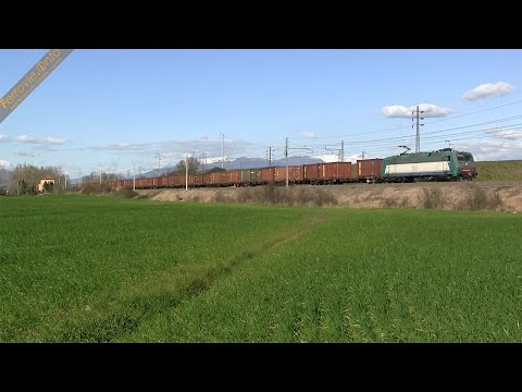 E.405.037 in transito a Fara Sabina - E.405.037 running near Fara Sabina