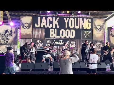 "1 รุม 10" - KLUAYTHAI feat. AKIRA-KURØ (Rock Alarm Music Festival 2024)