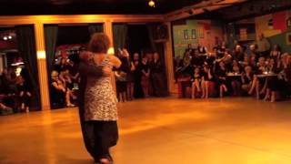 Santiago Castro y Roberta Coen - Todo te nombra