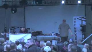Prager Handgriff "Political Bodycheck" Live FT 2011