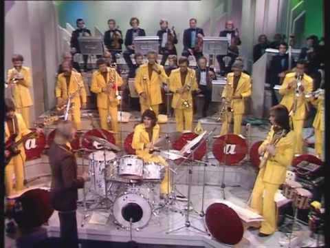 JAMES LAST - Medley  American Patrol / In The Mood