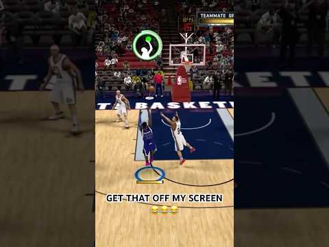 WHY THE SHOT METER LOOK LIKE THAT??😂😂😂 #NBA2K11 #MyCareer #2KThrowback #Retro2K