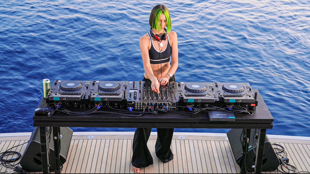 Miss Monique - Live @ Ibiza Yacht Sunset 2026