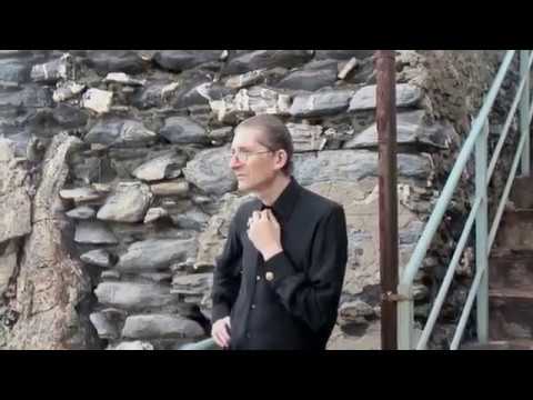 Magross - "Help me love" (EP version) - official music video