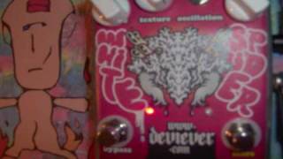 Video thumbnail for Devi Ever White Spider (green edition!) Dual fuzz pedal. by FuzzHugger Effects