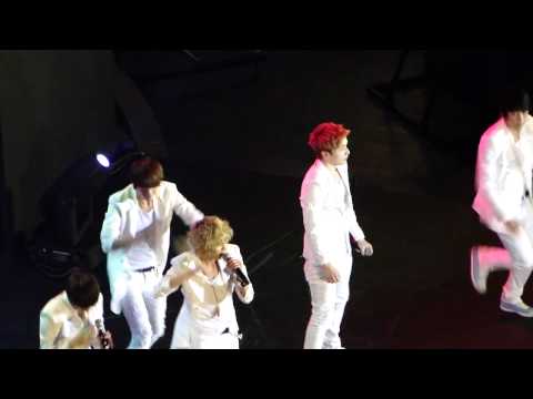 120112 Ze:a Live at Trinoma