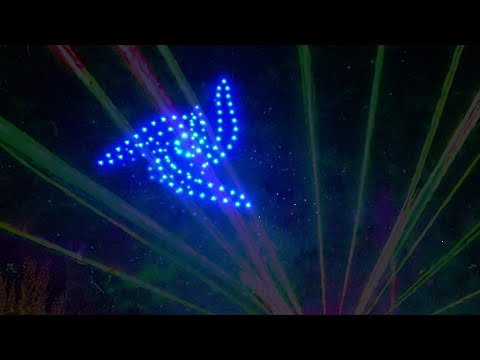 Flender beeindruckte mit einer atemberaubenden Drohnen-Show