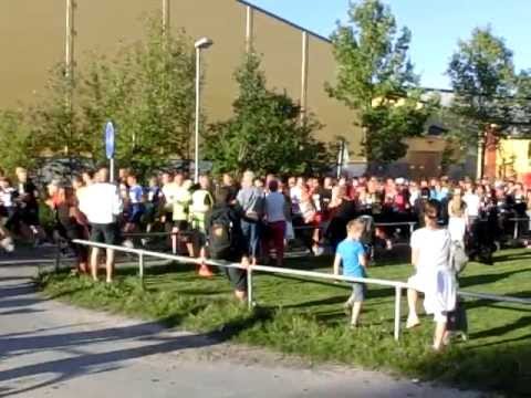 Blodomloppet i Örebro 2013 - Starten kl 18.40