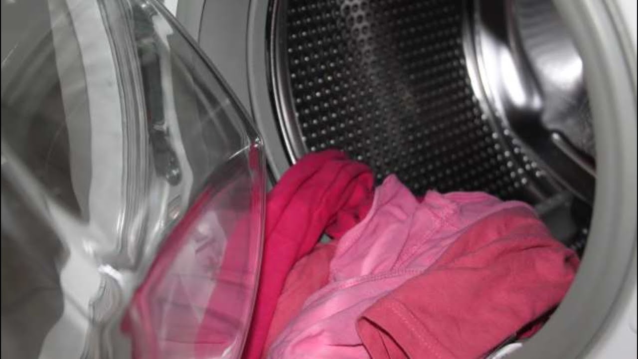 Bucato scolorito Fa’ così e tornerà del suo colore originale LIFE HACK | MAMMASTYLE.IT |