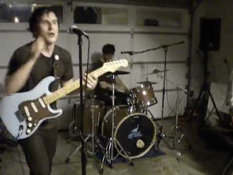 Schocholautte - "Get Down" at MIH