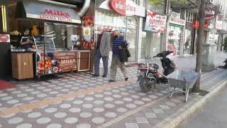 65 Yaş Ve Üzeri Vatandaşlar Sokağa Çıkmanın Tadını Çıkardı