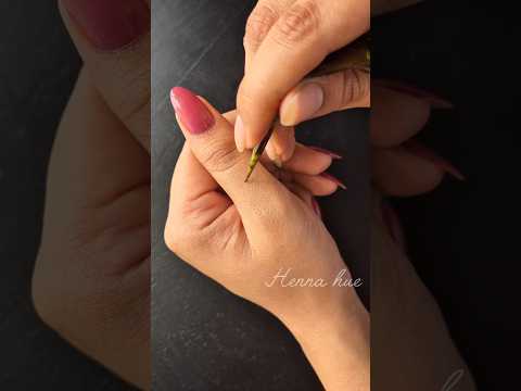 Beautiful fingers mehndi design for teej #henna #mehndi #shorts #thehennahue #mehandi #hennatatto