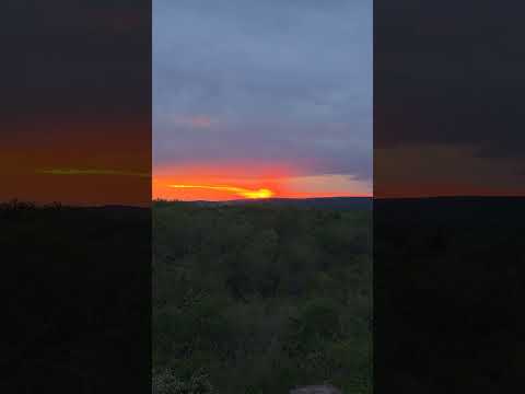 🌞"Atardecer en Traslasierras, Las calles,Córdoba 🇦🇷✨️#visitcordoba #turismocordoba #lascalles