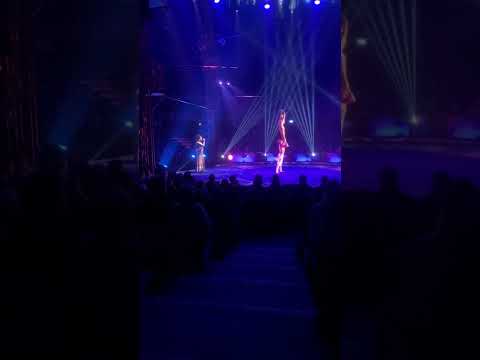Lisette Whitter im Weihnachtszirkus Aachen 2021- Je T'aime Lara Fabien