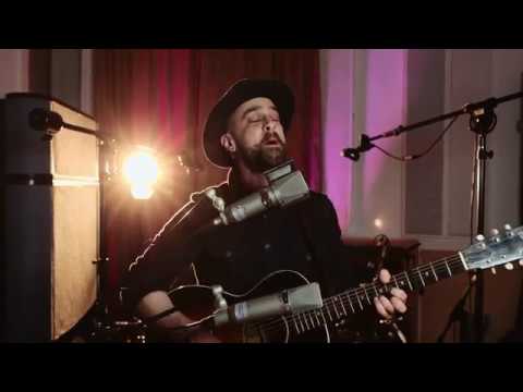 River Matthews - Sunshine (Acoustic Video)