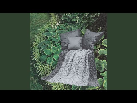 Video thumbnail for A Labyrinth with No Center