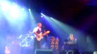 Fun Lovin' Criminals - Jimi Choo, Manchester Academy 06-03-10.MP4