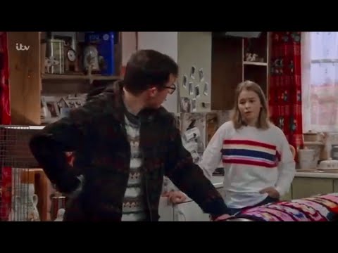 Liv Flaherty 17th February 2021 - mandy gets ready to save paul