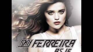 Sky Ferreira - Traces