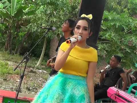 RINA AMELIA  SAYANG  AVORTA LIVE DADAPAN WILANGAN NGANJUK