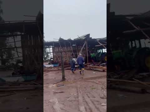 Possível tornado provoca destruição na zona rural de Alegrete, na Fronteira Oeste do RS