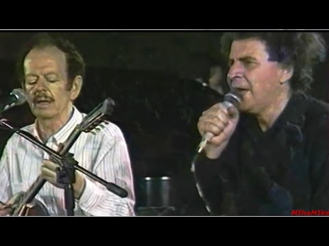 Συναυλία για τον Βασίλη Τσιτσάνη,που διοργάνωσε ο Μίκης Θεοδωράκης.Αύγουστος 1983