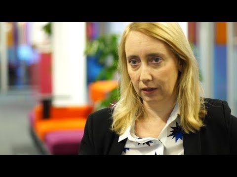 Merkels Verzicht auf Parteivorsitz: "Lebensrettend, aber gefährlich" | DER SPIEGEL