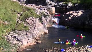 preview picture of video 'Kayaks in Glen Etive - Scotland'