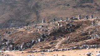 preview picture of video 'Graveyard of climbers who perished en-route to Mount Everest.wmv'