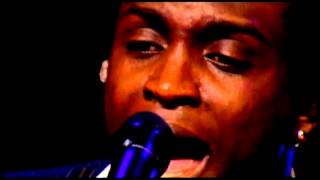 Corneille - Sexual Healing-Let's get it on (Live)