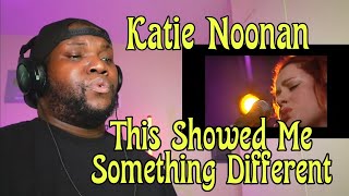 Katie Noonan -  George (Katie Noonan) - Holiday (live at v) | Reaction