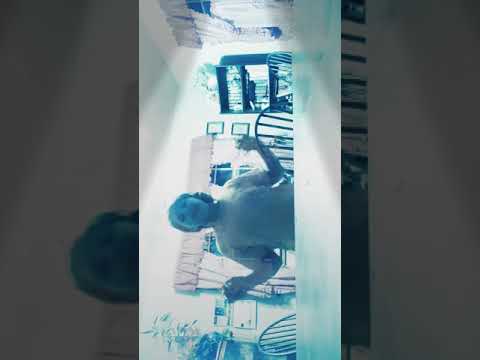 Me dancing to hi bitch