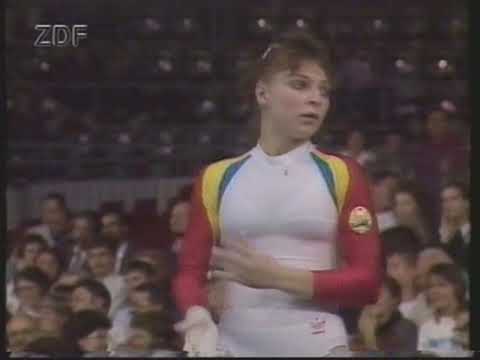 Daniela Silivas (ROM) - Worlds 1989 - Team Competition - Uneven Bars
