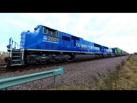 UP 2001 and 2002 in 360 on 11-17-2017