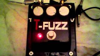 Video thumbnail for T-Pedals T-Fuzz by Vintage Stompboxes