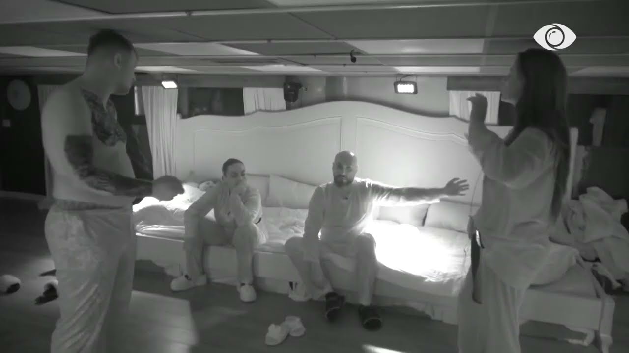 Banorët e vendosën në lojë, Jori mërzitet dhe futet në banjë - Big Brother Albania VIP 4