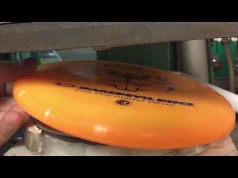 Stamping the Beaver - disc golf putter