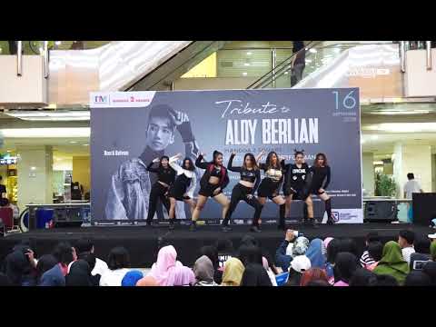 [HD] 180916 CLC(씨엘씨) - Hobgoblin(도깨비) by CODE DC