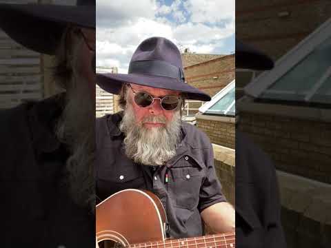 Video thumbnail for Текила, Виски и Джин (Tequila, Whiskey and Gin)