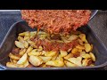 Simply Pour the Minced Meat Over the Potatoes!! Delicious Easy Dinner !