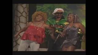 Powerful Women and Men Perform For Charity 2006