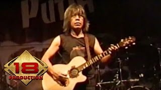 Download lagu God Bless - Panggung Sandiwara (Live Konser Banjarmasin 18 Agustus 2006) mp3 Download lagu God Bless - Panggung Sandiwara (Live Konser Banjarmasin 18 Agustus 2006) mp3